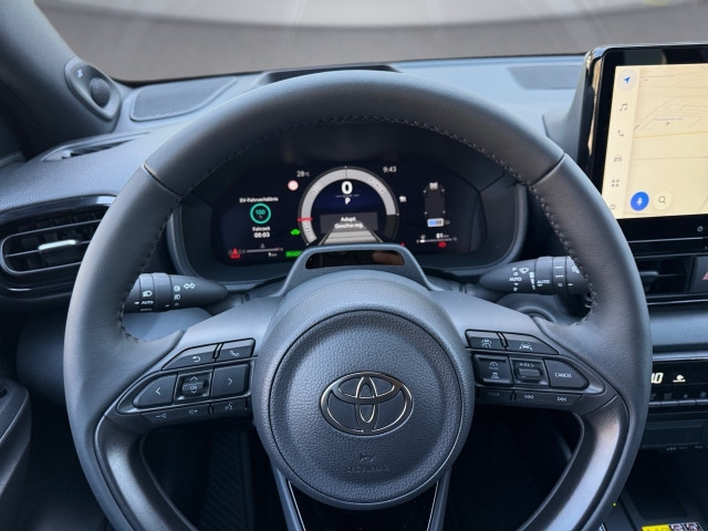 Bild 9: Toyota Yaris 5-Türer Lounge 1,5L Hybrid Syst. 96 kW (130