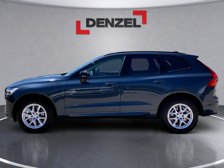 Bild 1: VOLVO PKW XC60 Plus, T6 eAWD Plug-in Hybrid, Elektrisch/Benzin, Dark