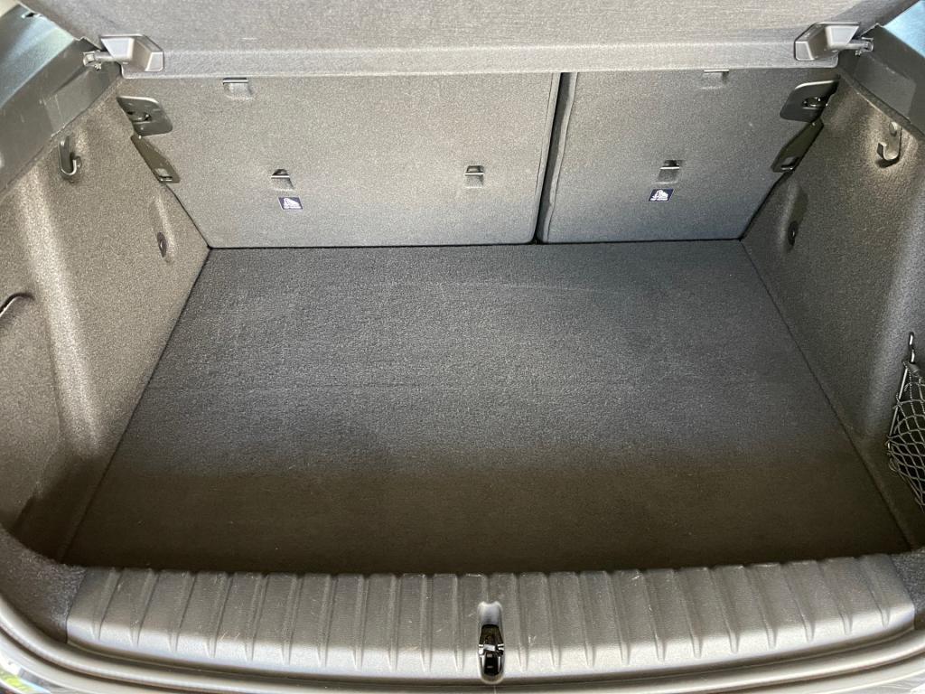 Bild 12: BMW 120i 5-Türer F40