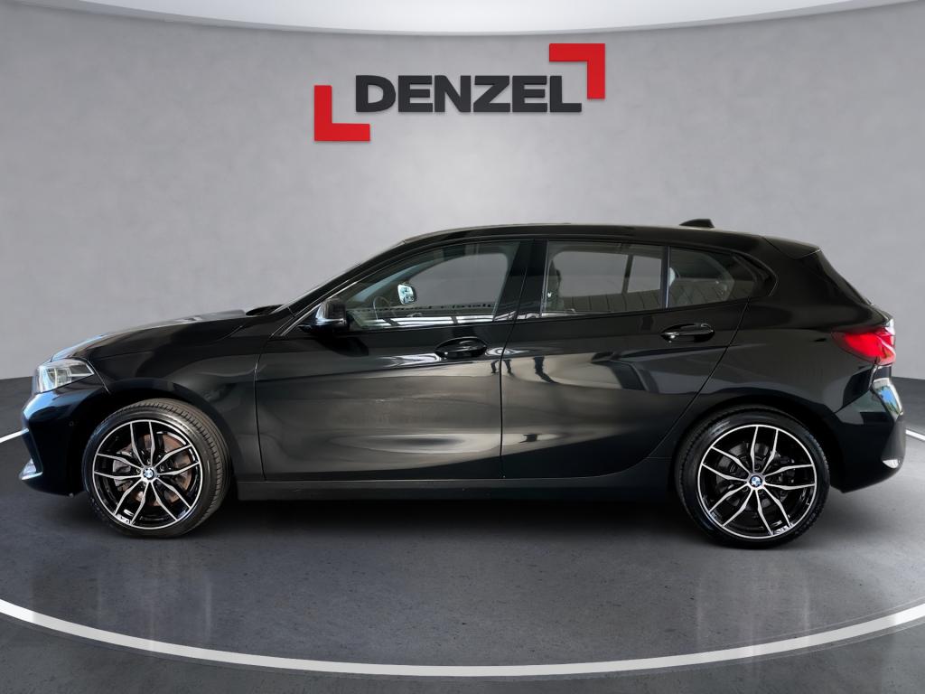 Bild 1: BMW 120i 5-Türer F40