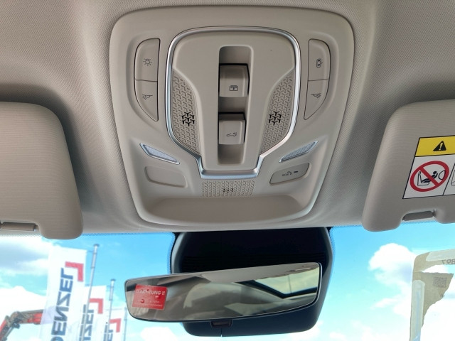 Bild 14: MG ZS HEV Luxury MY26 Österreich Paket