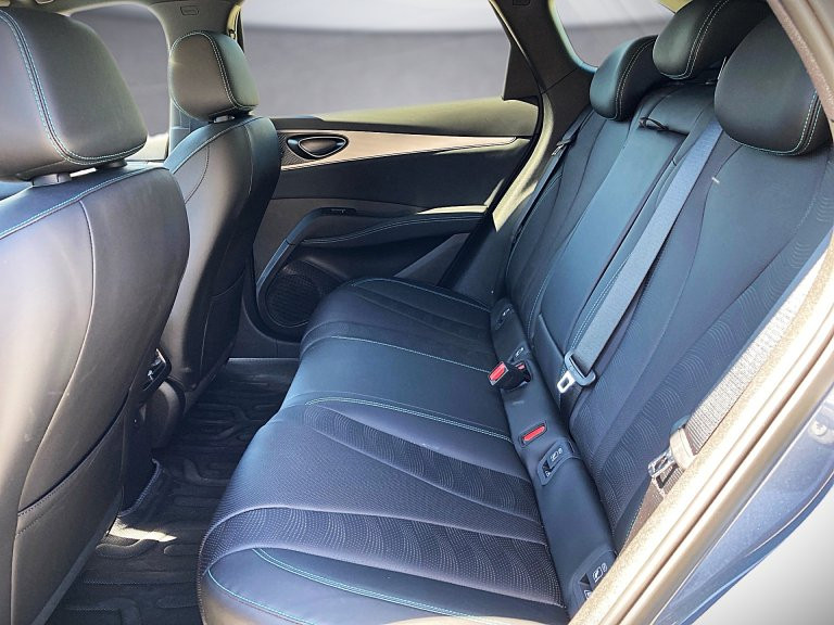 Bild 11: BYD SEAL 6 DM-i Touring Comfort