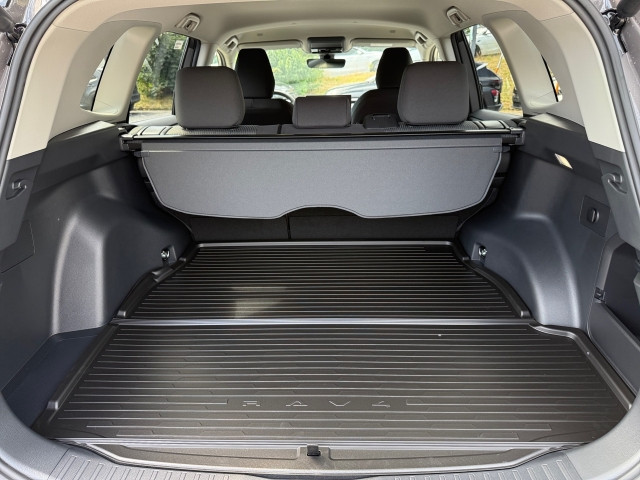 Bild 12: Toyota RAV4 5-Türer Teamplayer 2.5 Hybrid Automatikgetrie