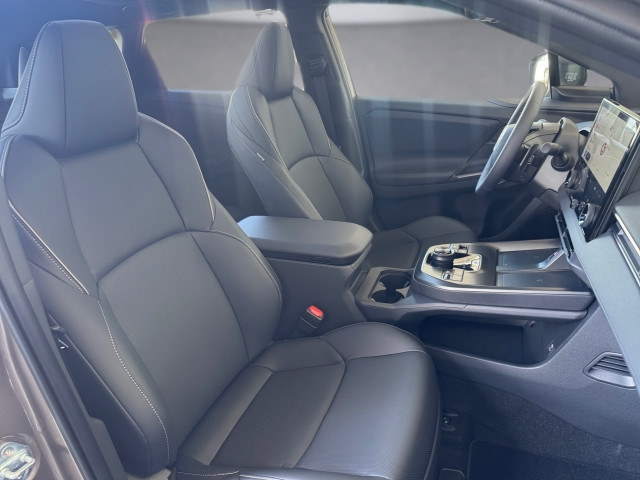 Bild 6: Toyota BZ4X Touring AWD Lounge 479km Reichweite