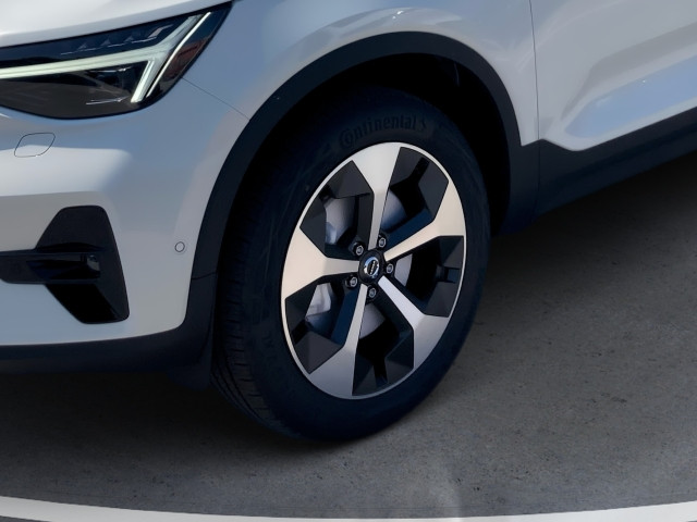 Bild 5: VOLVO PKW XC40 Plus, B3 Mild Hybrid, Benzin, Dark