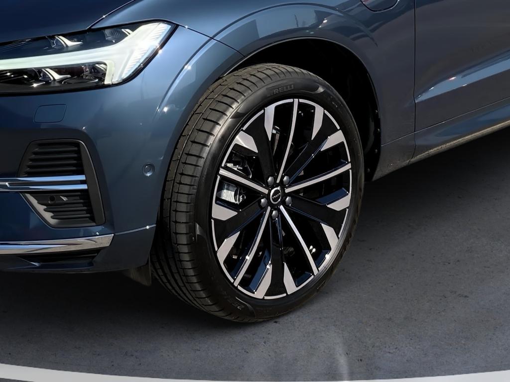 Bild 7: VOLVO PKW XC60 T6 AWD Plug-In Hybrid Ultra Bright