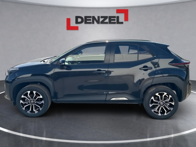 Bild 1: Toyota Yaris Cross SUV, 5-türig Active Drive 1,5 VVT-i Hy