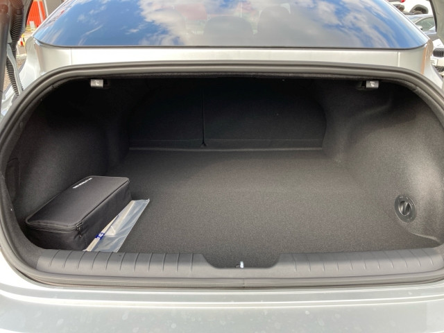 Bild 9: Hyundai IONIQ 6 Comfort Line 84 kWh 2WD 2WD i66c1-O4