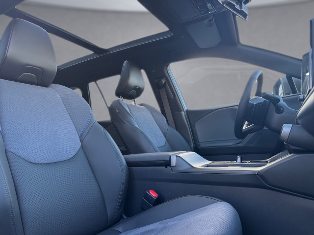 Bild 6: Toyota RAV4 5-Türer Style 2.5 Plug-in Hybrid Automatikget