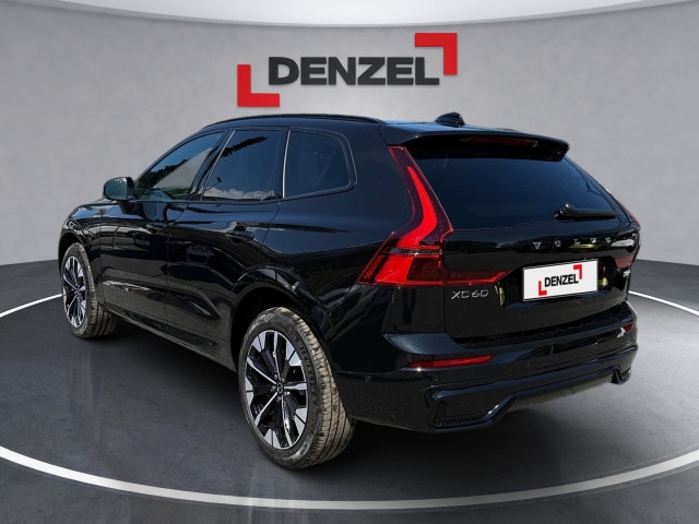 Bild 2: VOLVO PKW XC60 Ultra, T8 AWD Plug-in Hybrid, Elektrisch/Benzin, Dark