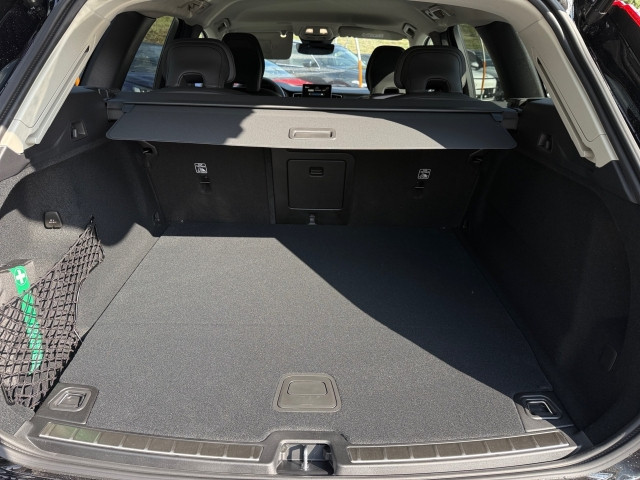 Bild 12: VOLVO PKW XC60 Plus, T6 AWD Plug-in Hybrid, Elektrisch/Benzin, Dark