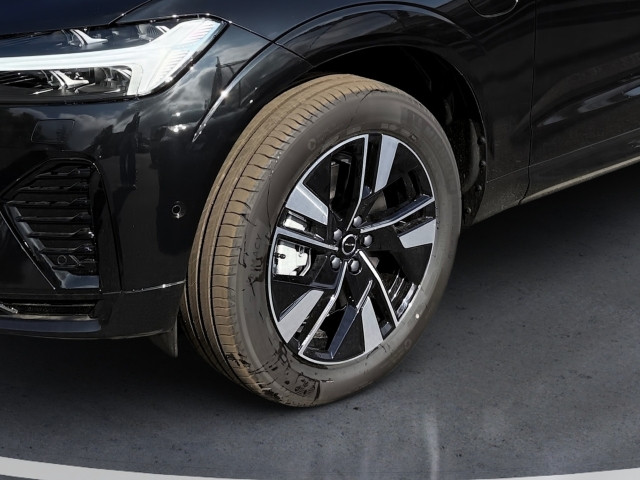 Bild 7: VOLVO PKW XC60 Plus, T6 AWD Plug-in Hybrid, Elektrisch/Benzin, Dark