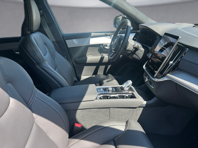Bild 10: VOLVO PKW XC90 Black Edition Ultra, B5 AWD Mild Hybrid, Benzin, 7 Sitz