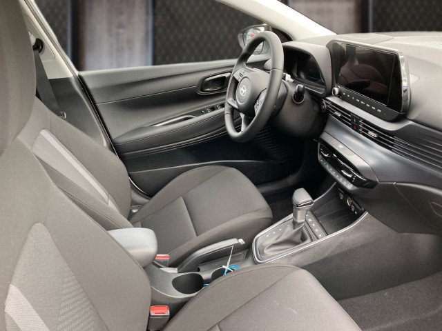 Bild 10: Hyundai i20 (BC3) Comfort Line 1.0 T-GDI DCT b6bc2-PP8
