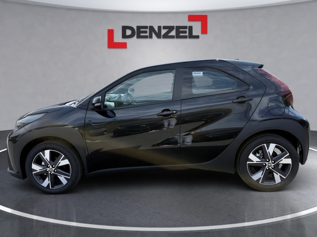 Bild 1: Toyota Aygo X 5-Türer Active 1,5 l Hybrid Stufenlose Auto