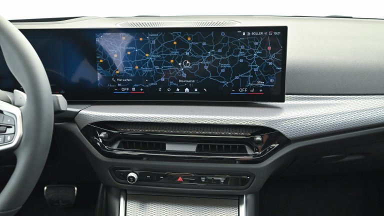 Bild 2: BMW 320i xDrive Limousin