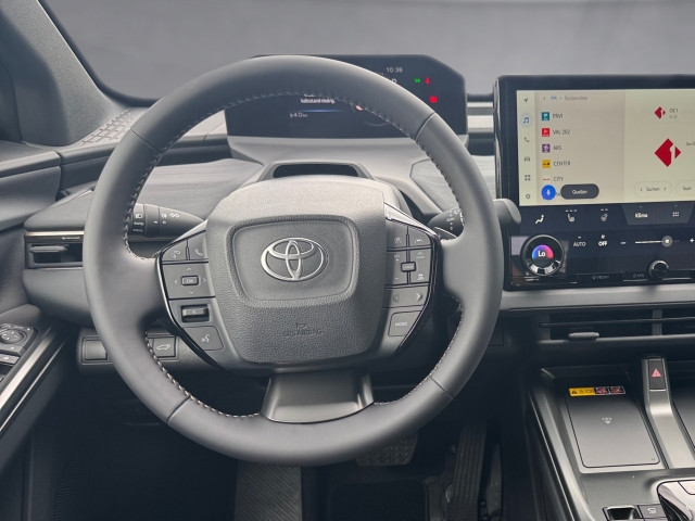 Bild 5: Toyota bZ4X Touring 5-Türer Teamplayer Elektromotor / 75