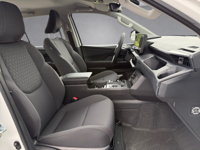 Bild 10: Toyota Hilux Double Cab Duty 144kWh Elektro Automatik (4x