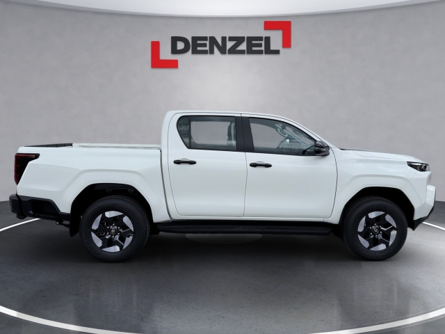 Bild 4: Toyota Hilux Double Cab Duty 144kWh Elektro Automatik (4x
