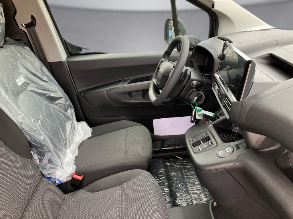 Bild 10: Fiat Transporter Doblo Serie 4 KW M erhöhte Nutzlast Diesel 130 AT