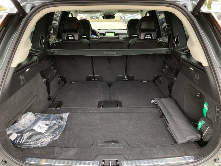 Bild 12: VOLVO PKW XC90 T8 AWD Plug-In Hybrid Ultra Bright