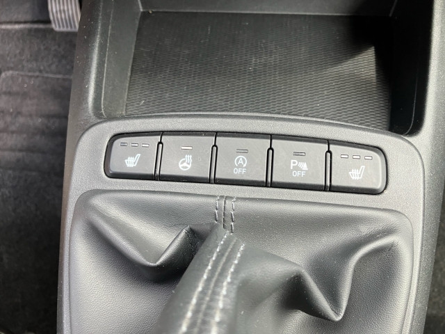 Bild 13: Hyundai i10 Edition 30 Plus