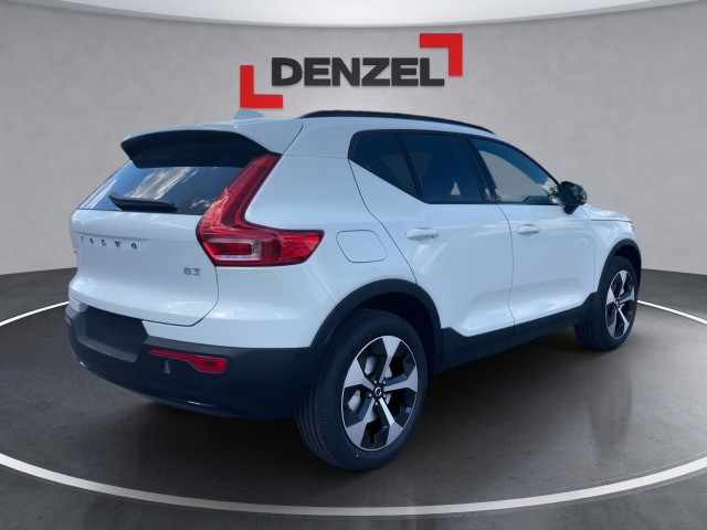 Bild 2: VOLVO PKW XC40 Ultra, B3 Mild Hybrid, Benzin, Dark