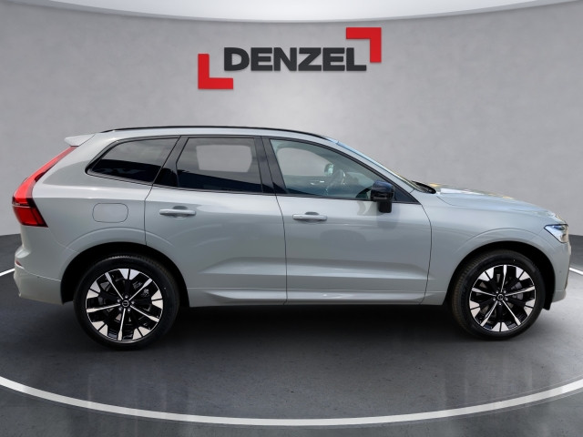 Bild 4: VOLVO PKW XC60 Plus, T6 AWD Plug-in Hybrid, Elektrisch/Benzin, Dark