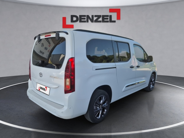 Bild 3: Toyota Proace City Verso Lounge L2 1,5-D 130 AT