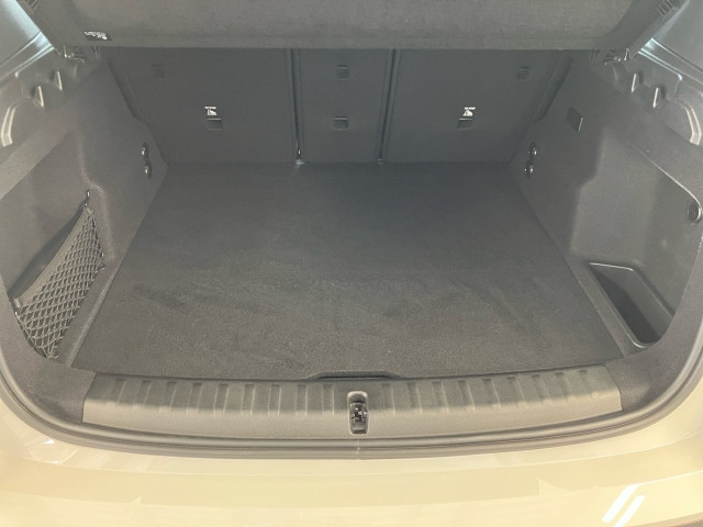 Bild 12: BMW iX1 eDrive20 U11