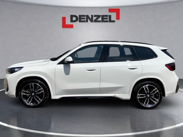 Bild 1: BMW iX1 eDrive20 U11