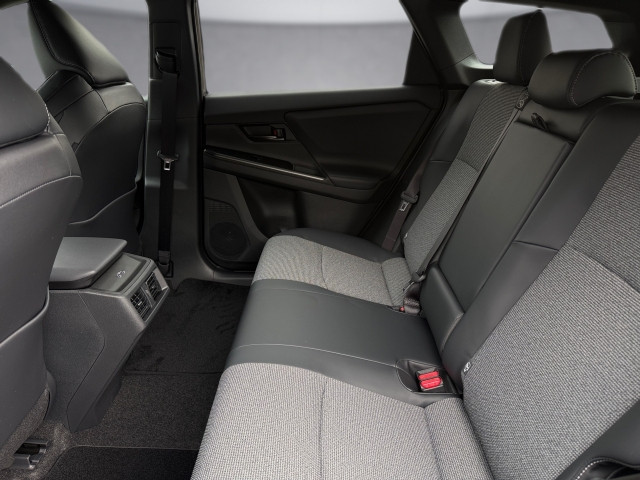 Bild 11: Toyota bZ4X Touring 5-Türer Teamplayer Elektromotor / 75