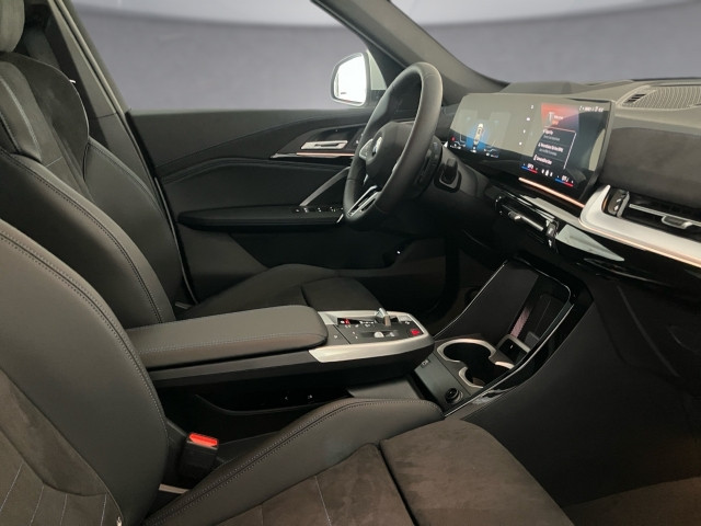 Bild 8: BMW X1 sDrive20i U11 B38