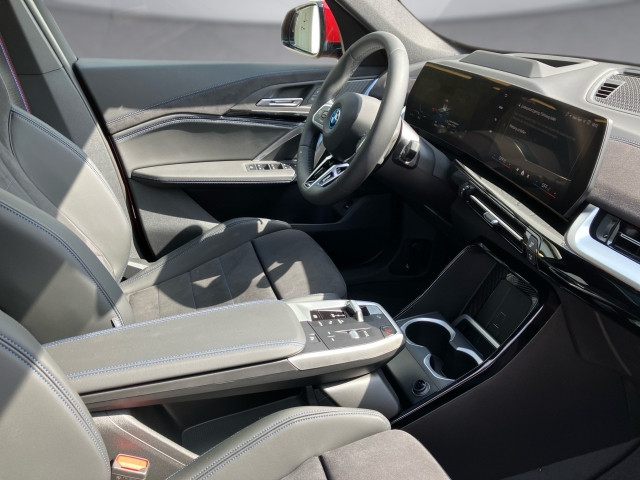 Bild 10: BMW iX1 eDrive 20 U11