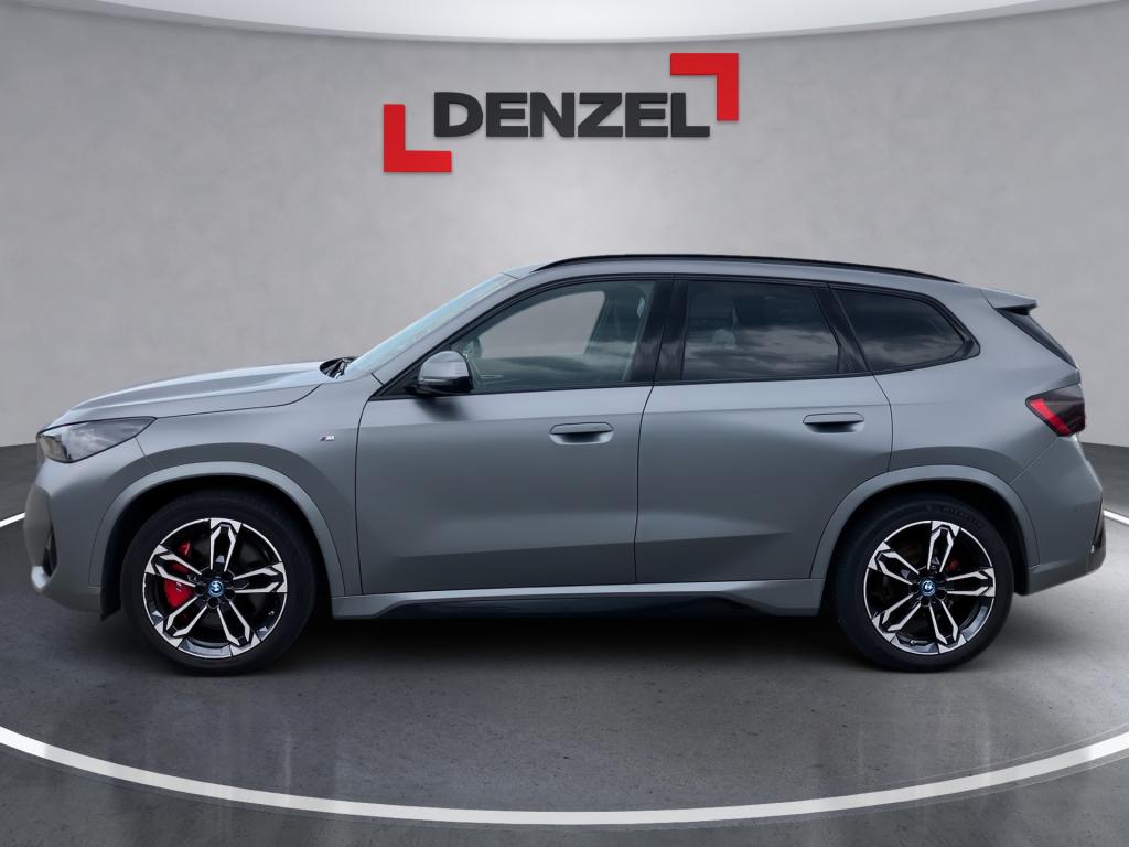 Bild 1: BMW iX1 xDrive30 U11 XE2