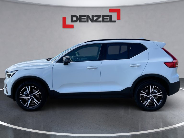 Bild 1: VOLVO PKW XC40 B3 Plus Dark Mild Hybrid