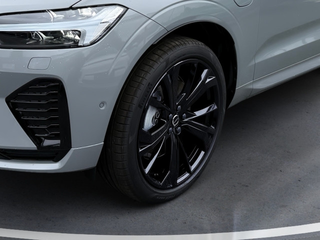 Bild 7: VOLVO PKW XC60 Black Edition Ultra, T6 AWD Plug-in Hybrid, Elektrisch/