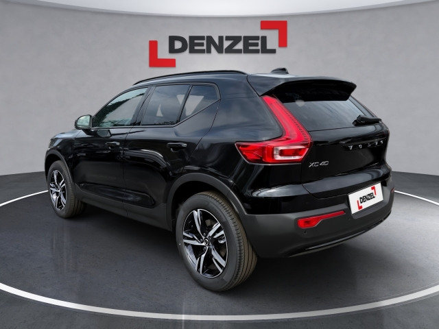 Bild 2: VOLVO PKW XC40 Plus, B3 Mild Hybrid, Benzin, Dark