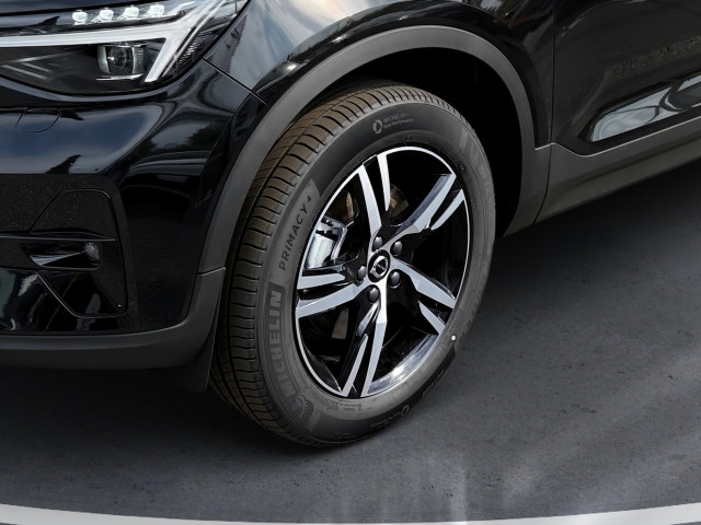 Bild 7: VOLVO PKW XC40 Plus, B3 Mild Hybrid, Benzin, Dark