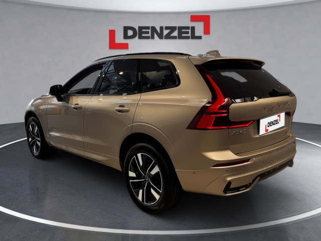Bild 2: VOLVO PKW XC60 T6 PHEV Plus dark