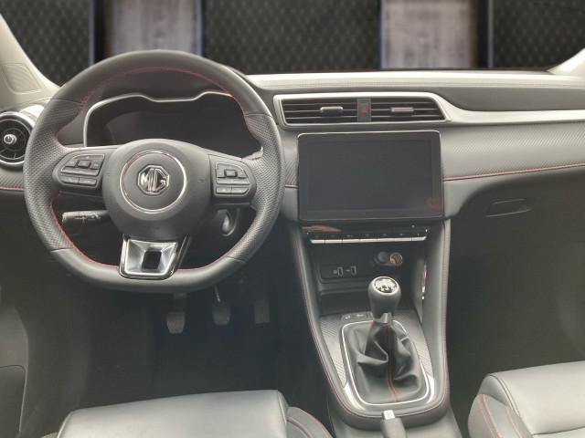 Bild 8: MG ZS 1,5 VTi Luxury