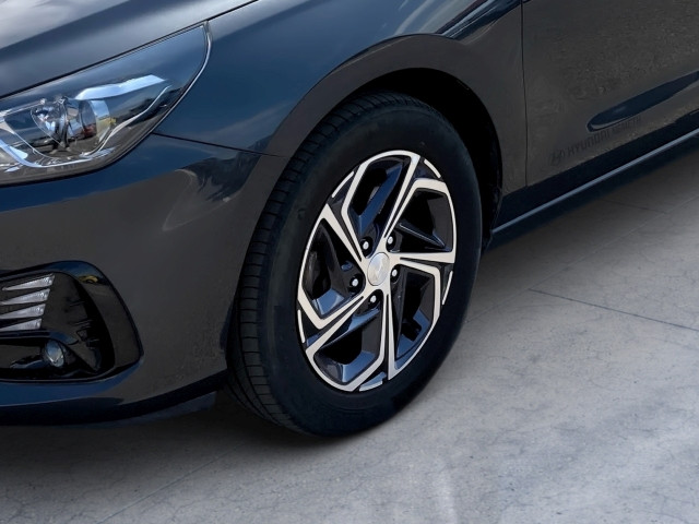 Bild 7: Hyundai i30 CW 1,5 DPI Edition 30