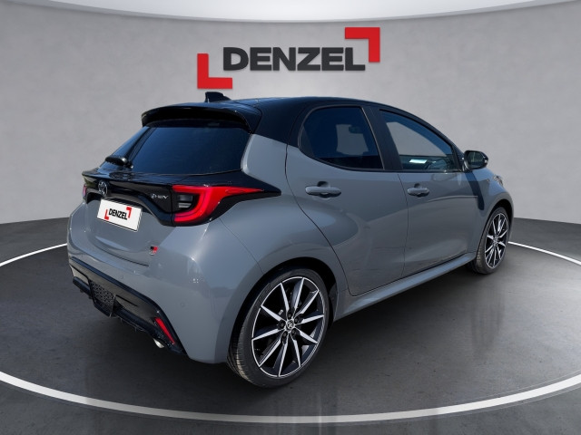 Bild 2: Toyota Yaris 1,5 Hybrid GR-Sport + Safety + Premium + Pano