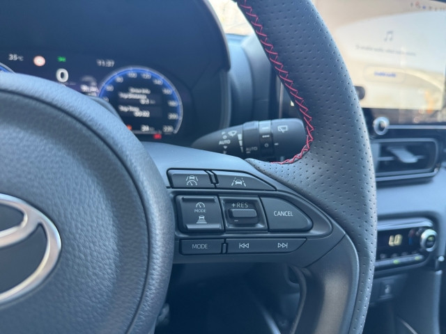 Bild 8: Toyota Yaris 1,5 Hybrid GR-Sport + Safety + Premium + Pano
