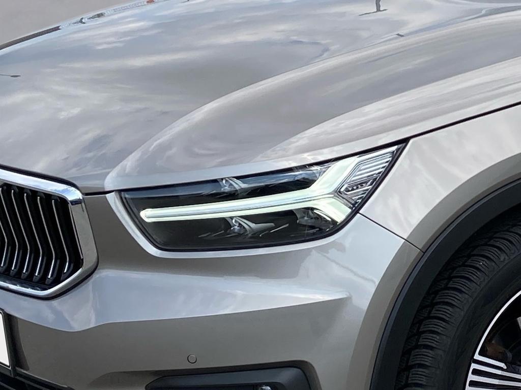 Bild 6: VOLVO PKW XC40 T3 Automatik INSCRIPTION