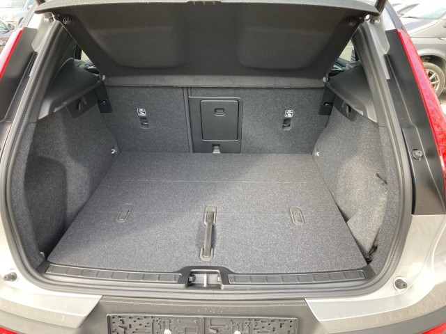 Bild 9: VOLVO PKW EX40 Plus, Single Motor Extended Range, Vollelektrisch