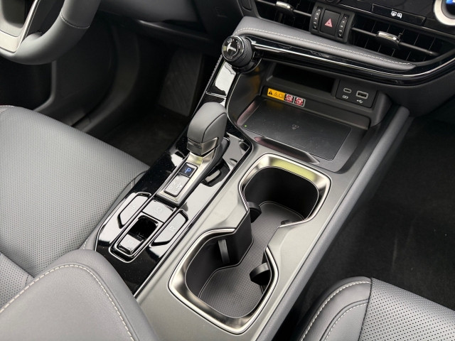 Bild 13: Lexus NX 350h ´26 2WD Executive + Interieur + Tech + Pano