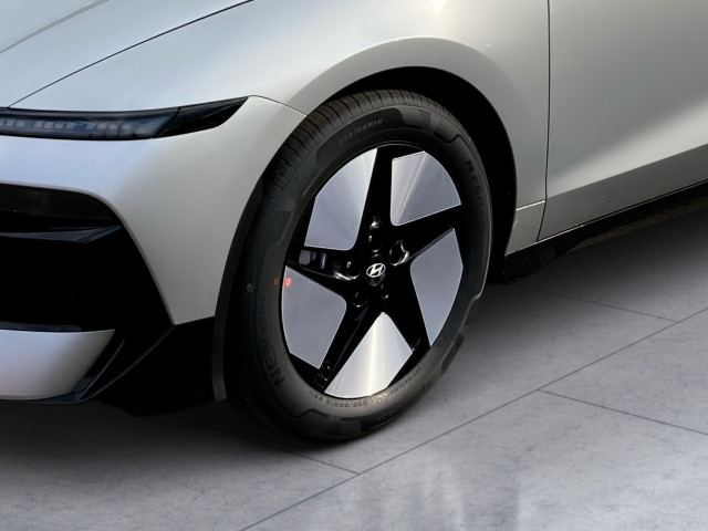 Bild 7: Hyundai IONIQ 6 Comfort Line 84 kWh 2WD