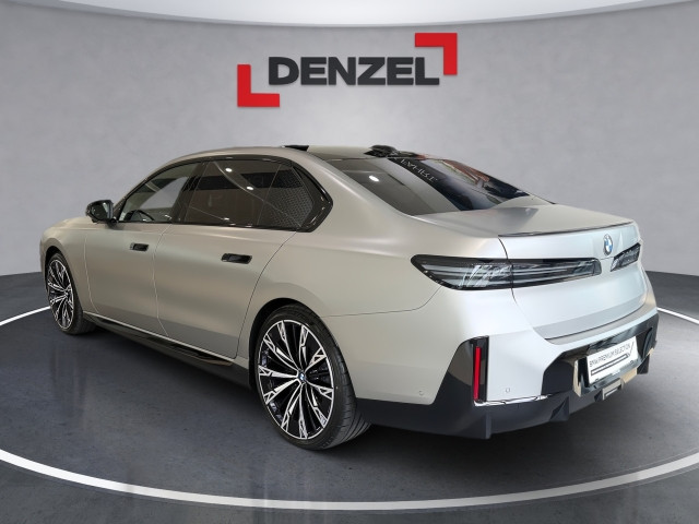 Bild 2: BMW i7 60 xDrive Limousine