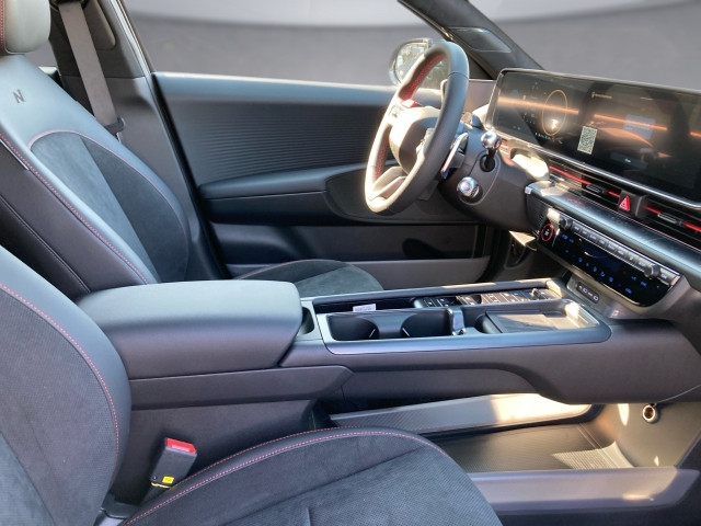 Bild 10: Hyundai IONIQ 6 N Line 84 kWh 4WD i66l2-O3